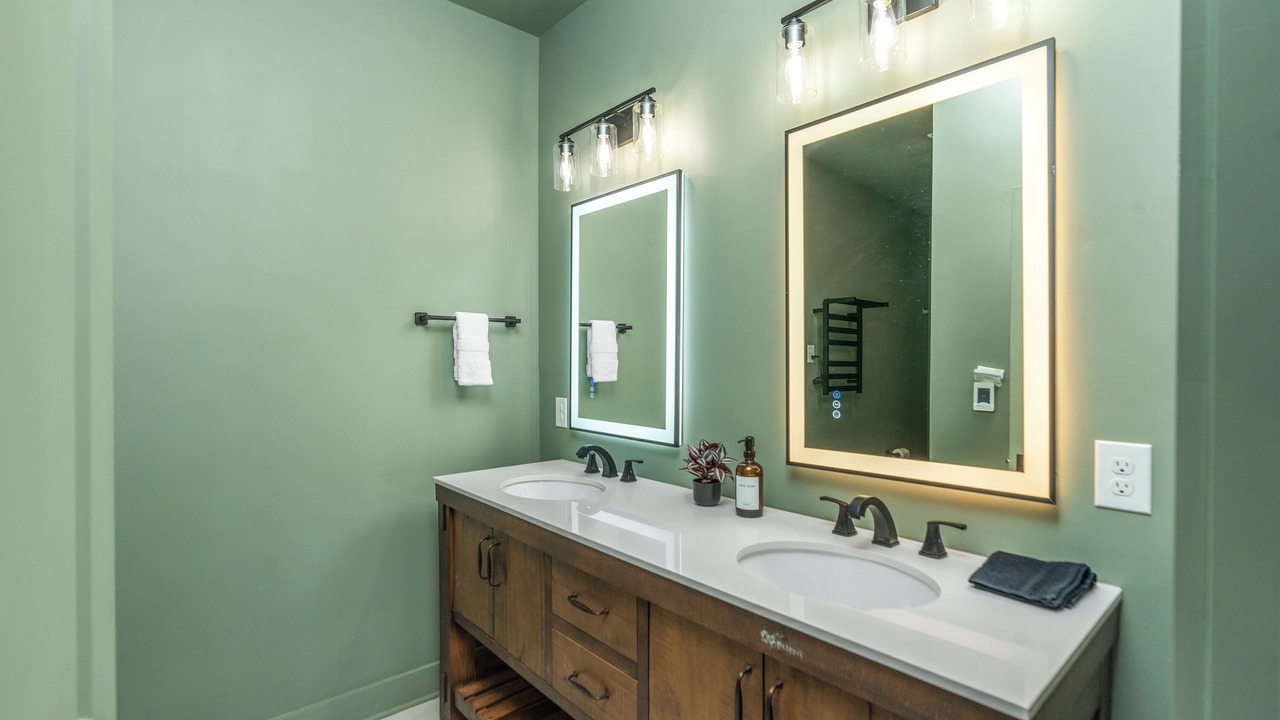 Photo of Bathroom in Shipman
