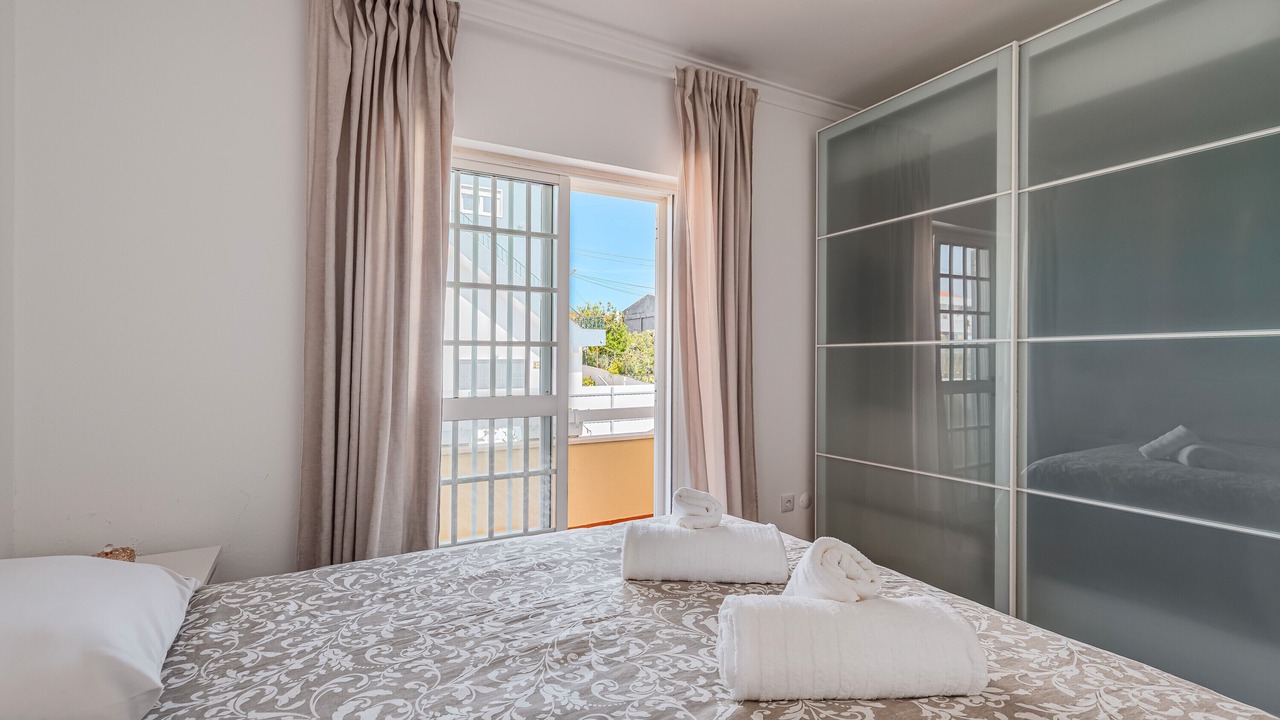 Photo of Bedroom in Charneca de Caparica e Sobreda