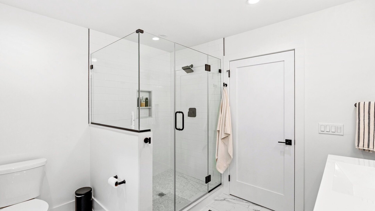Photo of Bathroom in Cutchogue