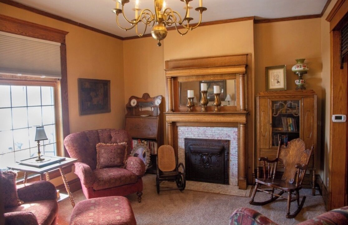 Photo of Livingroom in West Central