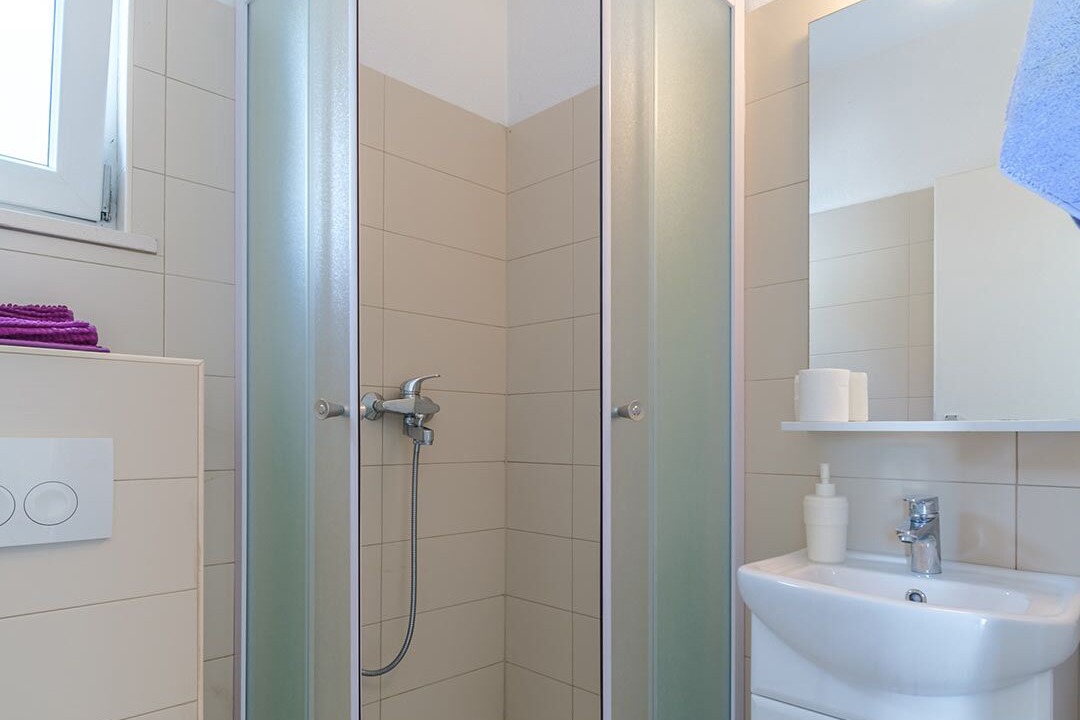 Photo of Bathroom in Cove Makarac (Milna)