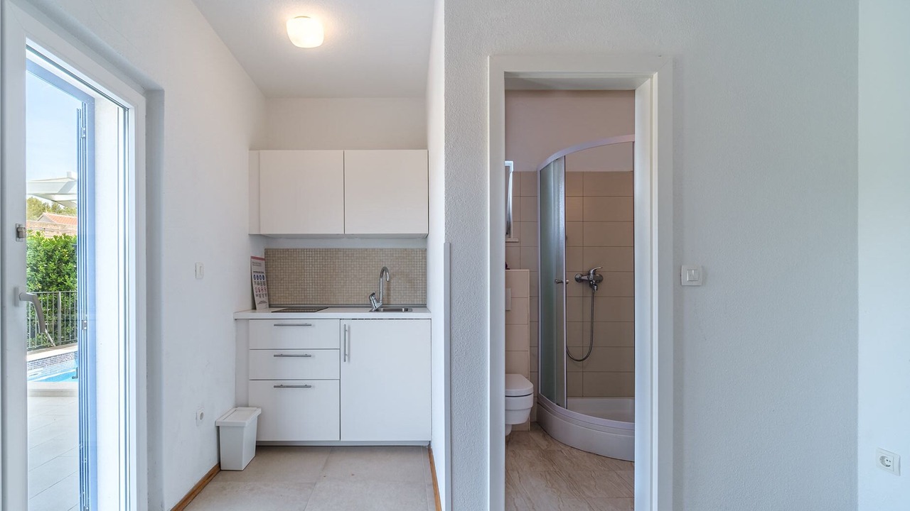 Photo of Bathroom in Cove Makarac (Milna)