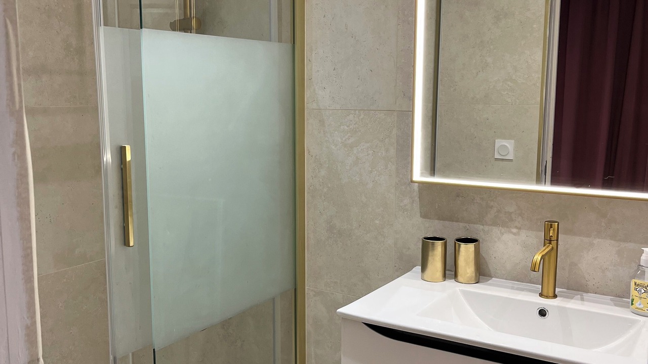 Photo of Bathroom in Lampaul-Plouarzel