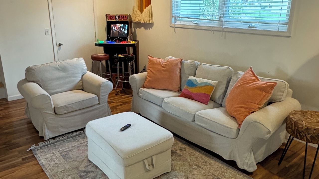 Photo of Livingroom in Monticello