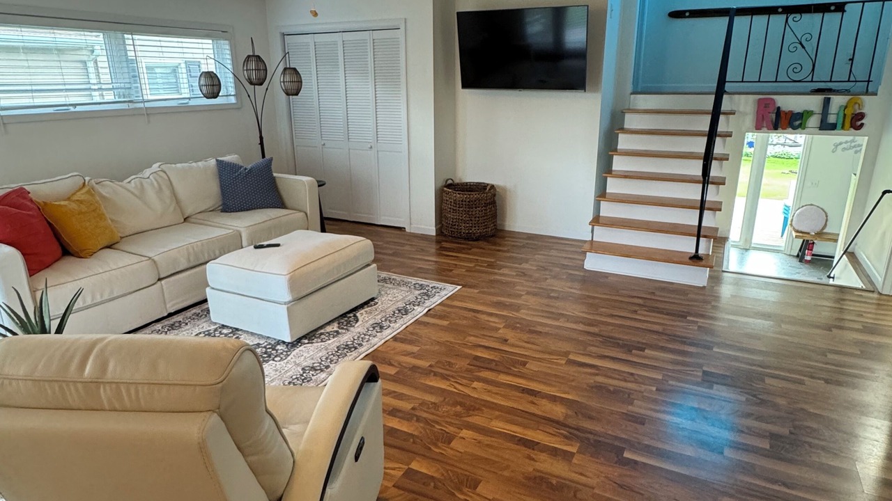 Photo of Livingroom in Monticello