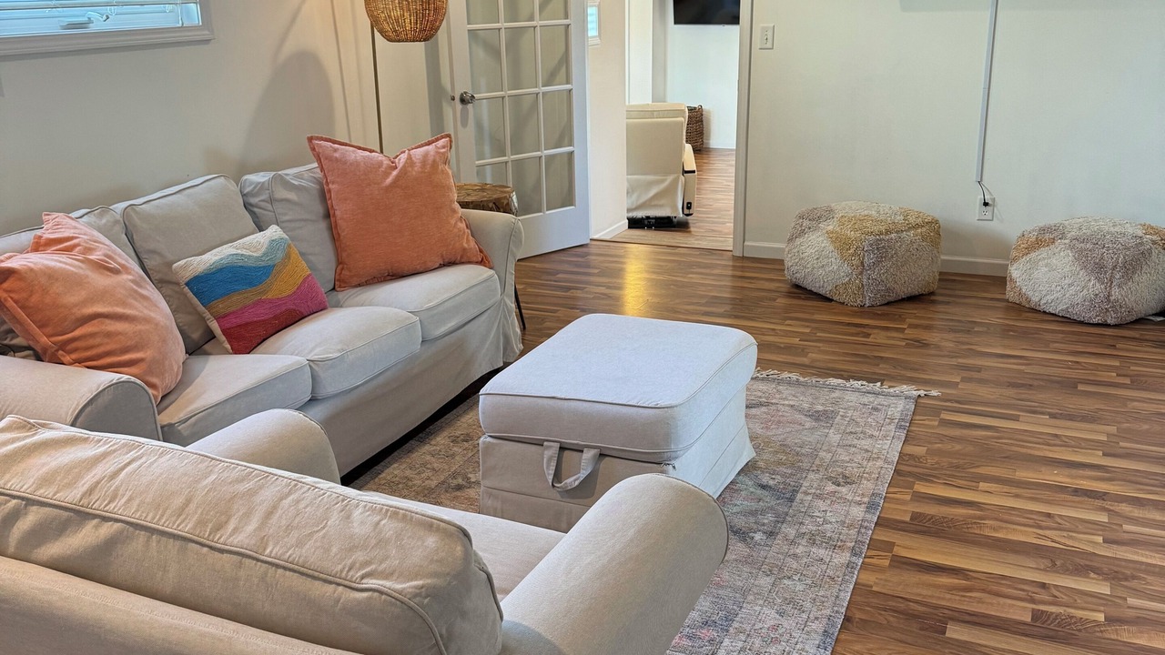 Photo of Livingroom in Monticello