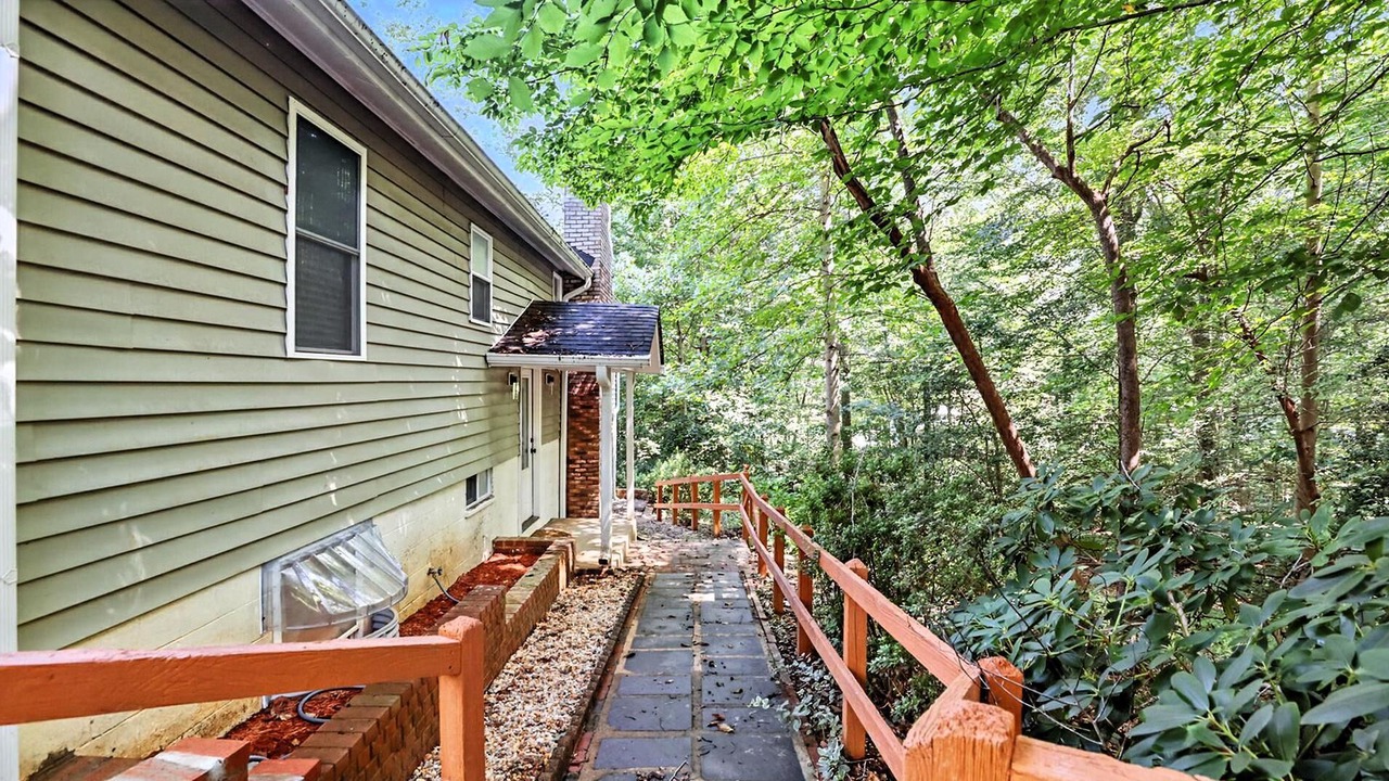 Photo of Outdoor in Quinton