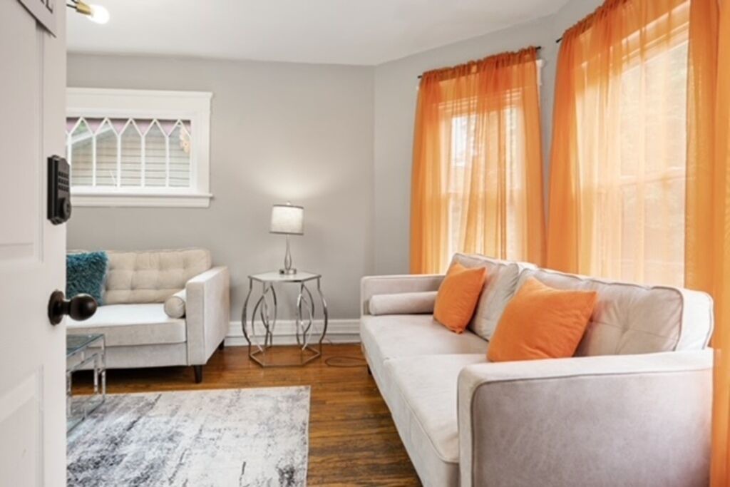 Photo of Livingroom in Southside