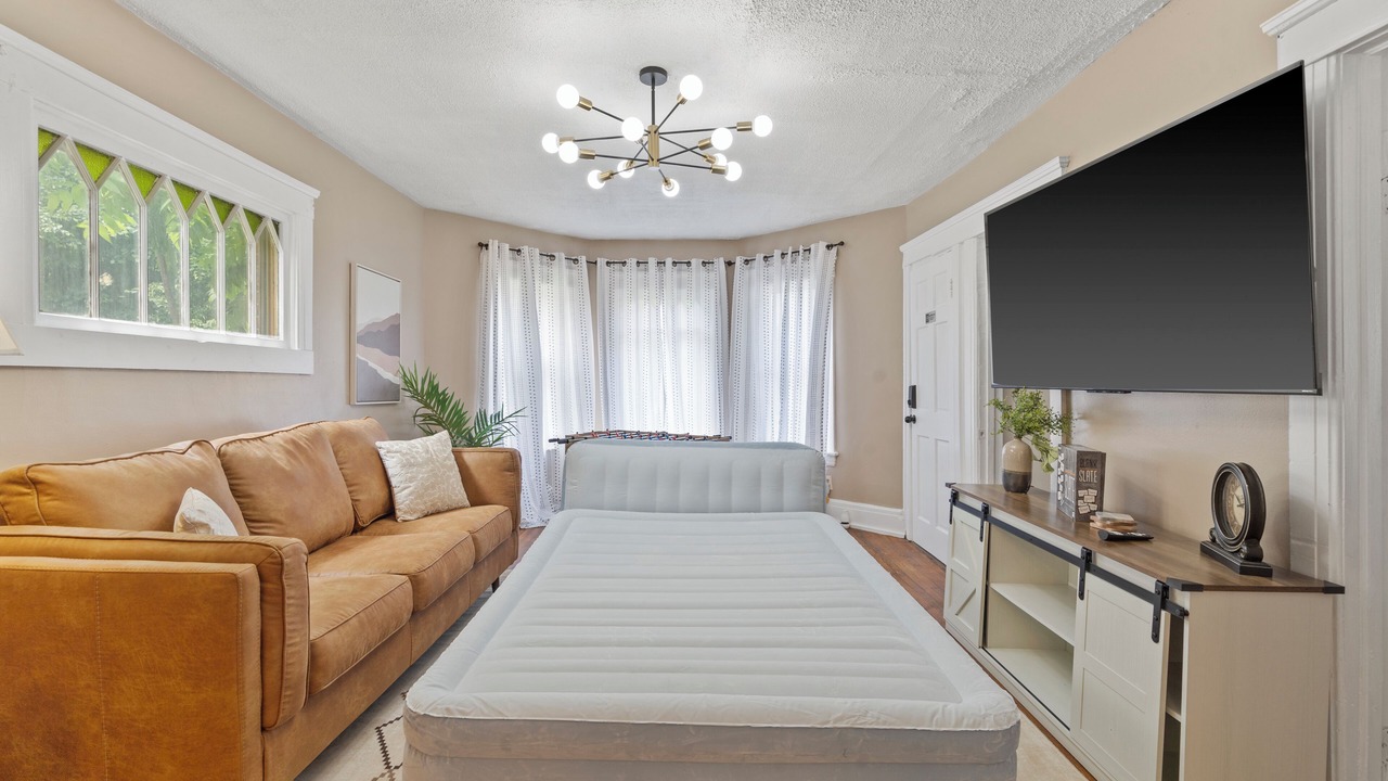 Photo of Livingroom in Southside