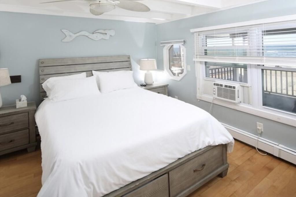 Photo of Bedroom in Minot