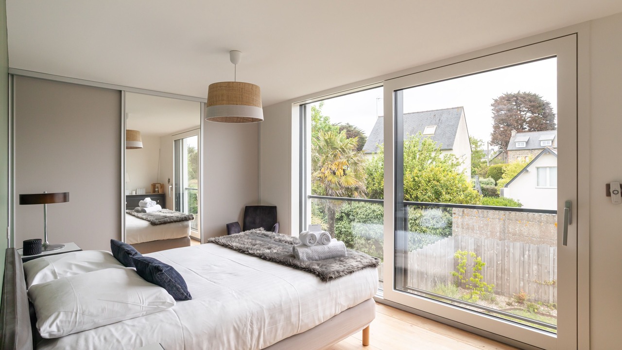 Photo of Bedroom in Lancieux