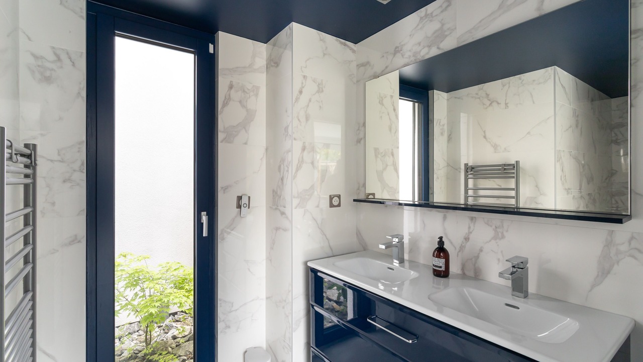 Photo of Bathroom in Lancieux