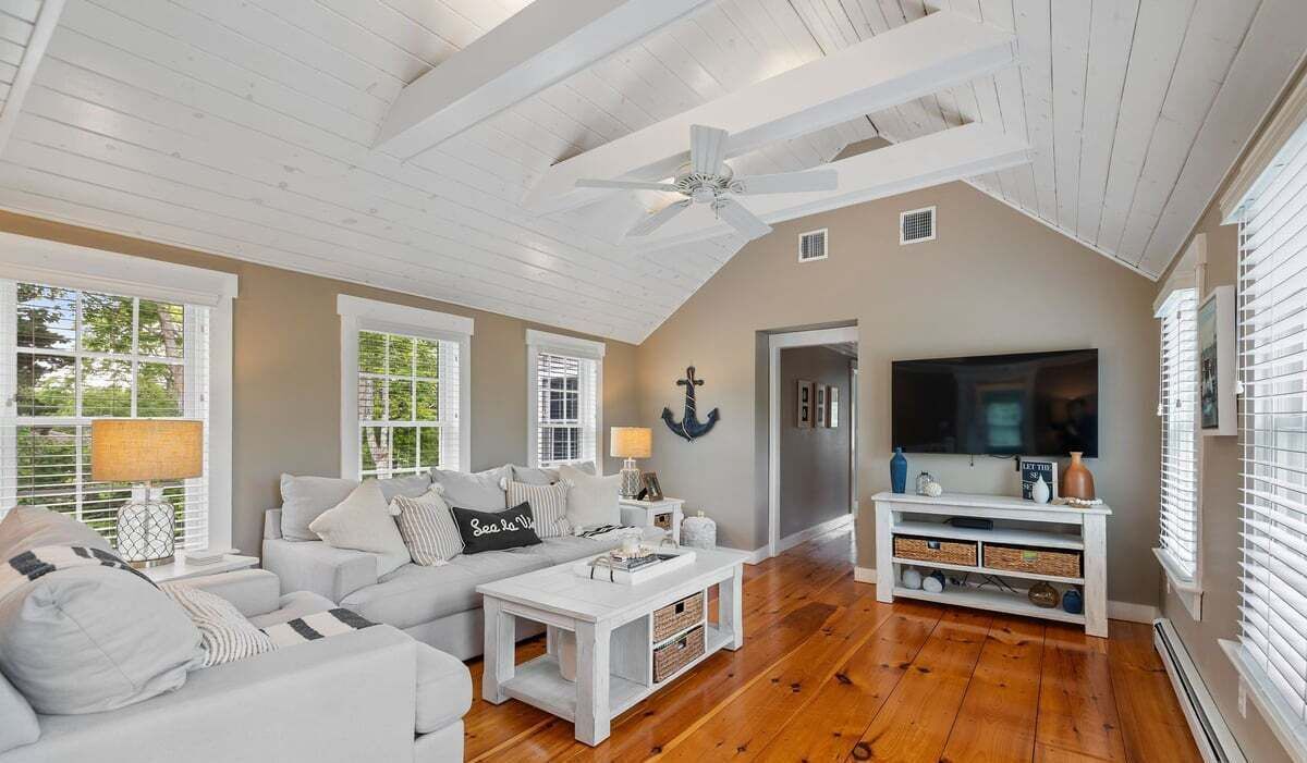 Photo of Bedroom in Dennis