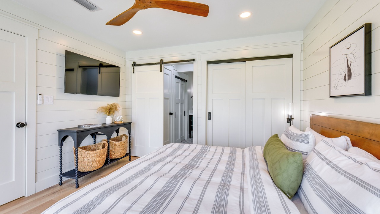 Photo of Bedroom in Laguna Beach