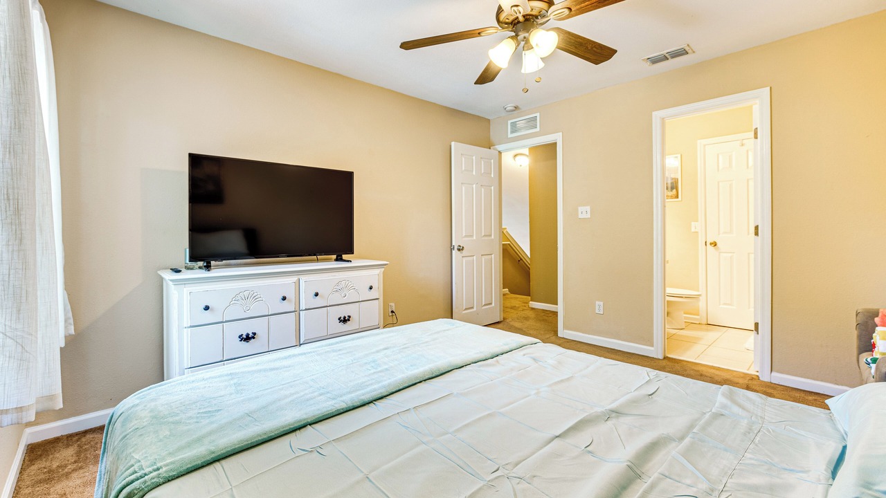 Photo of Bedroom in Tallahassee