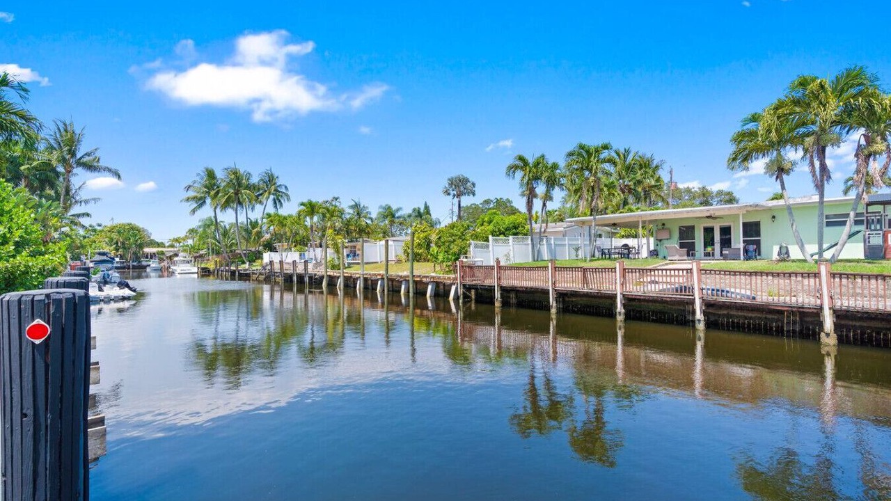 Photo of Outdoor in Lauderdale Isles