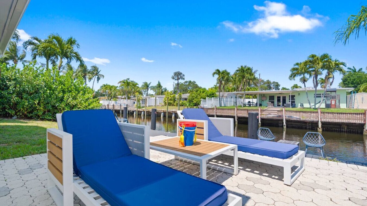 Photo of Patio Balcony in Lauderdale Isles