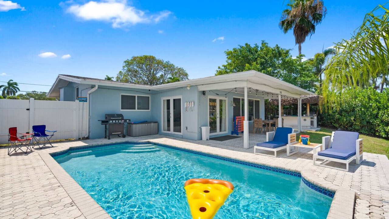 Photo of Outdoor in Lauderdale Isles