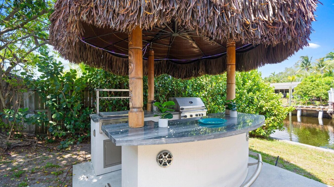 Photo of Outdoor in Lauderdale Isles