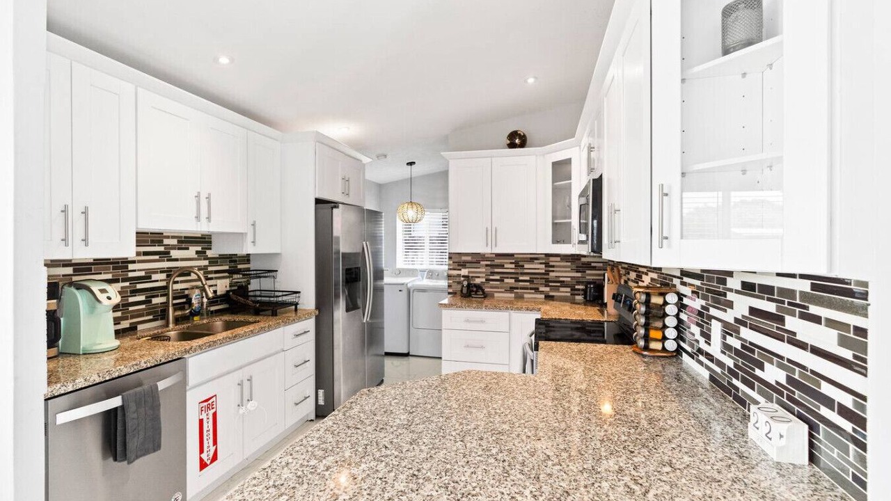 Photo of Kitchen in Lauderdale Isles