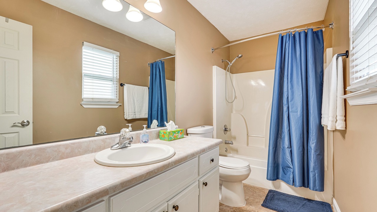 Photo of Bathroom in Callaway