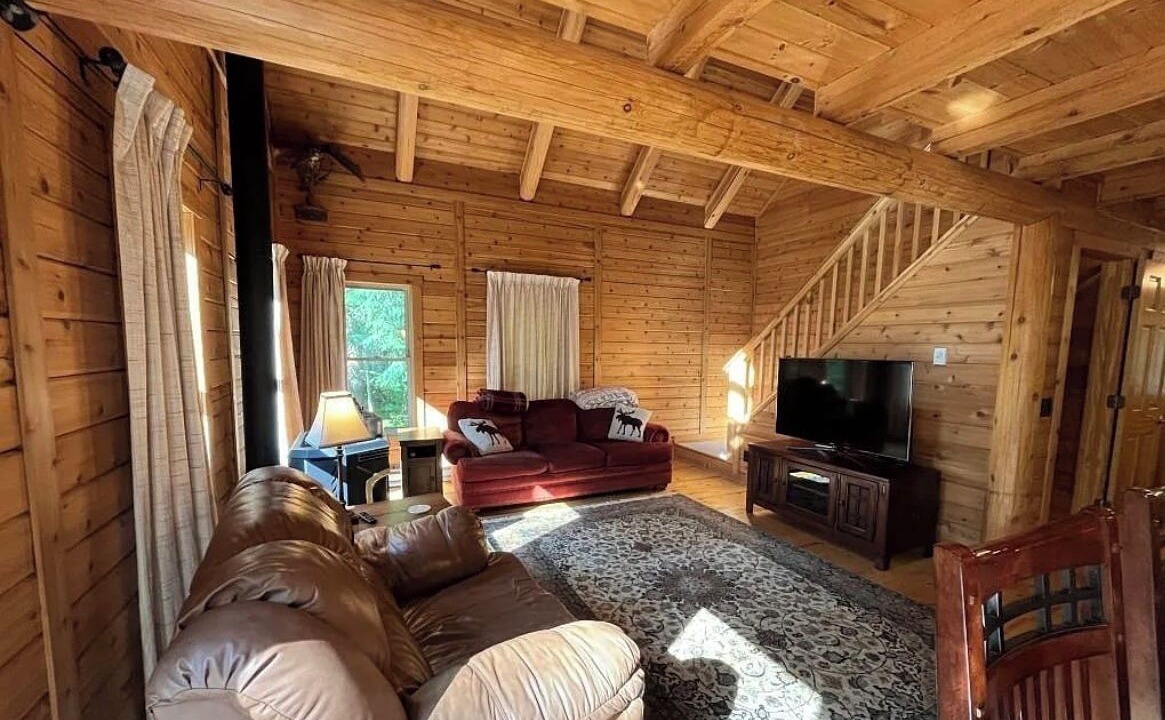 Photo of Livingroom in Wetmore