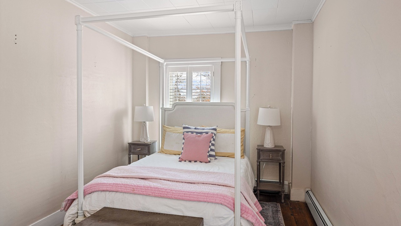 Photo of Bedroom in Harwich Center