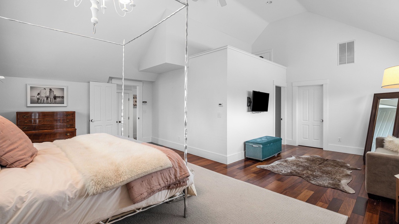 Photo of Bedroom in Harwich Center