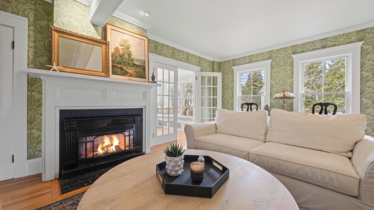 Photo of Livingroom in Harwich Center