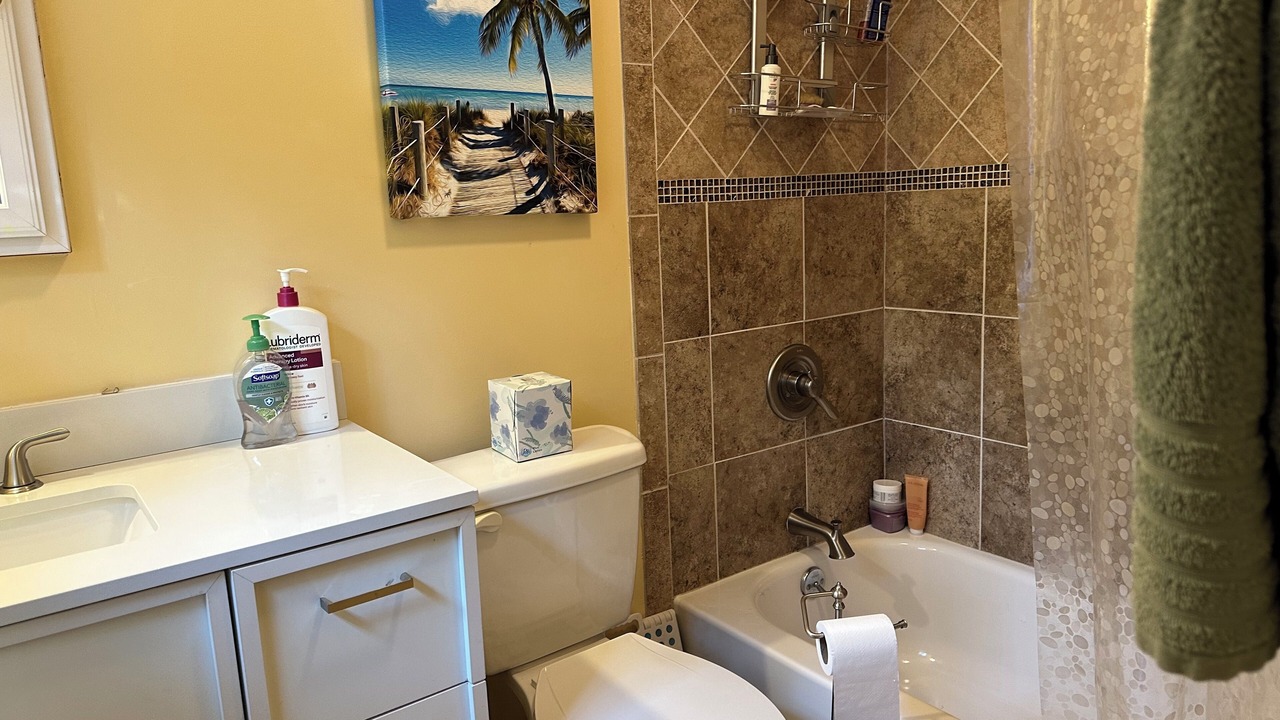 Photo of Bathroom in Baiting Hollow