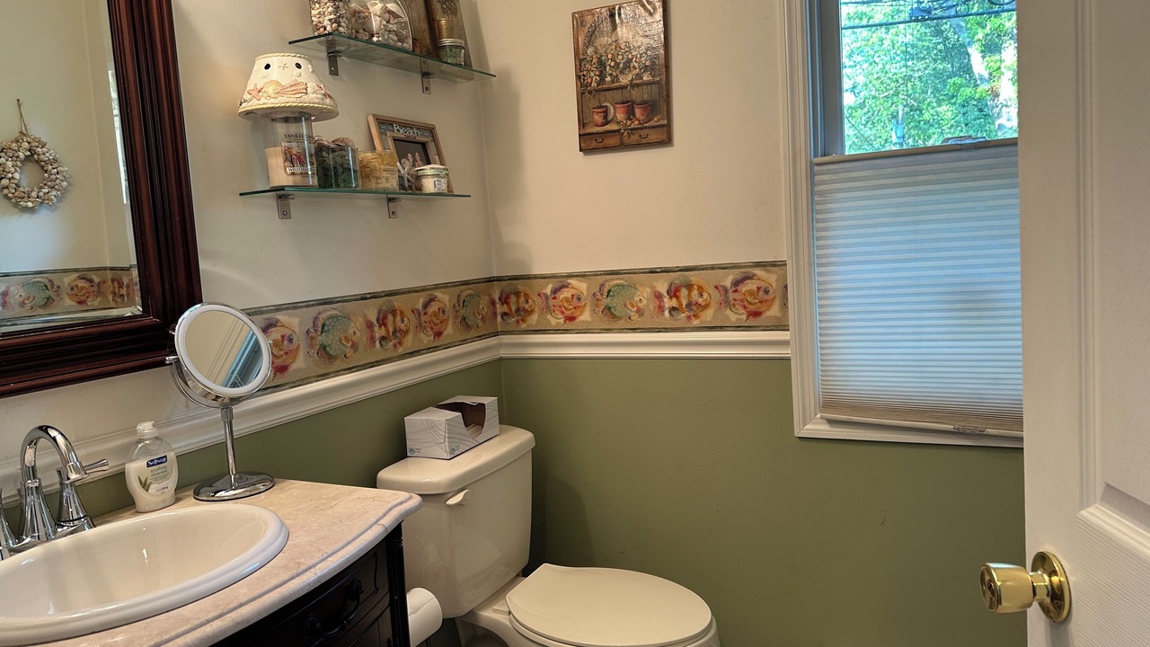 Photo of Bathroom in Baiting Hollow