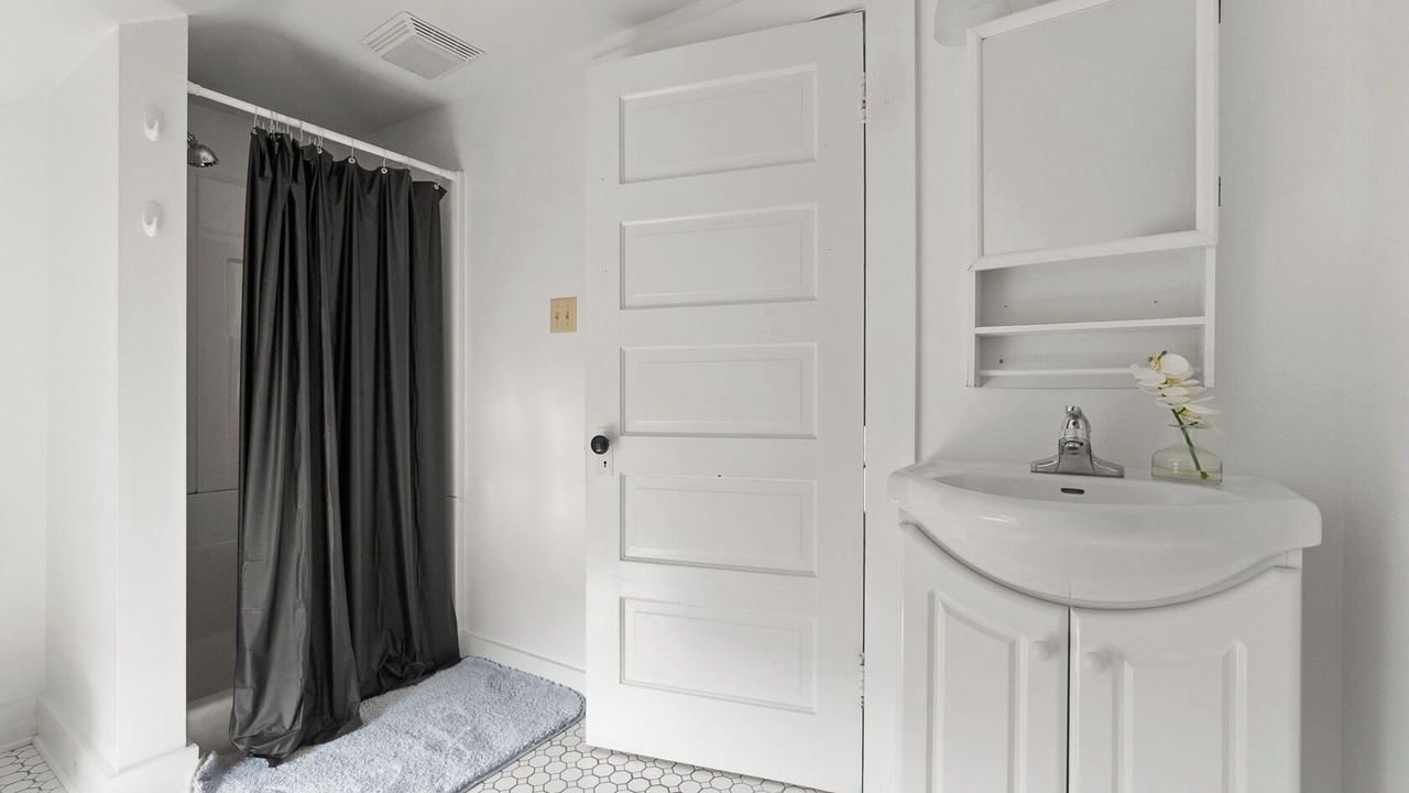 Photo of Bathroom in West Central