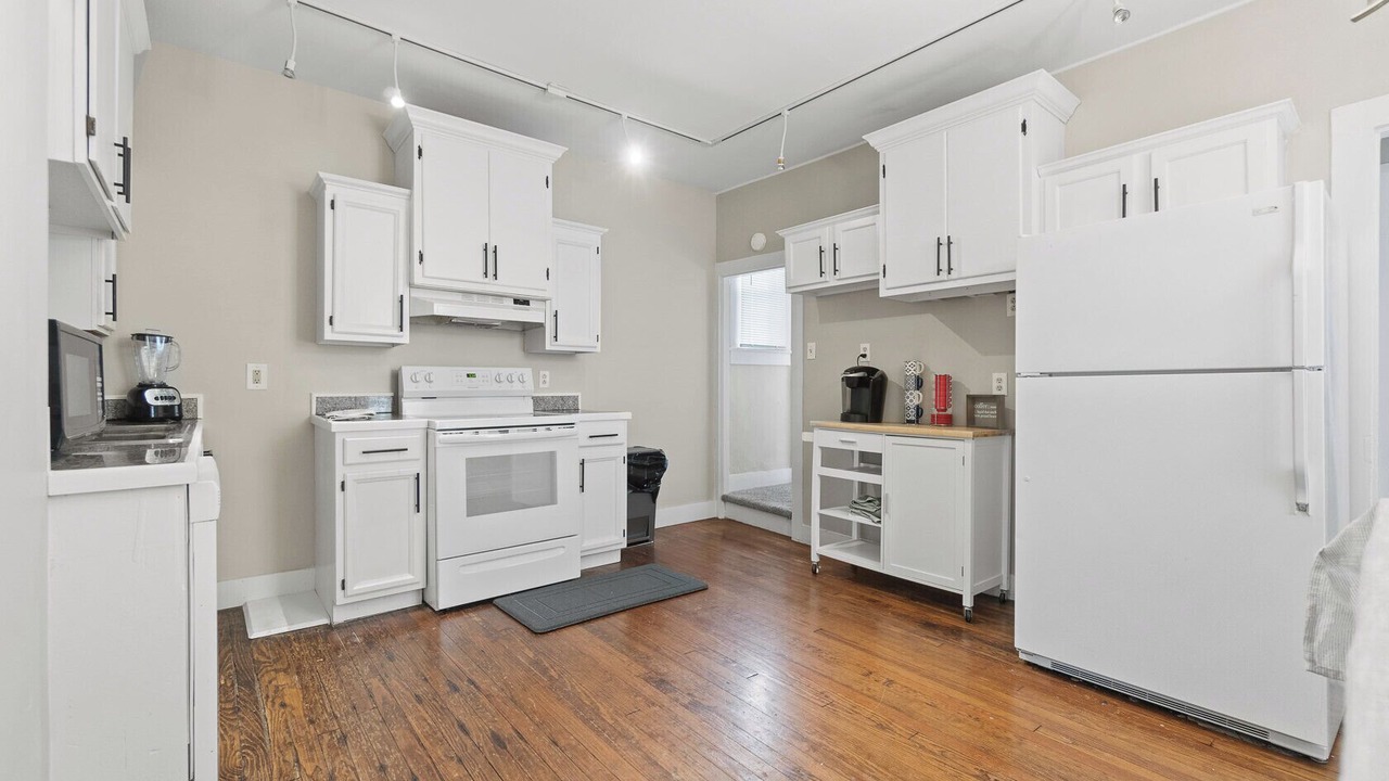 Photo of Kitchen in West Central