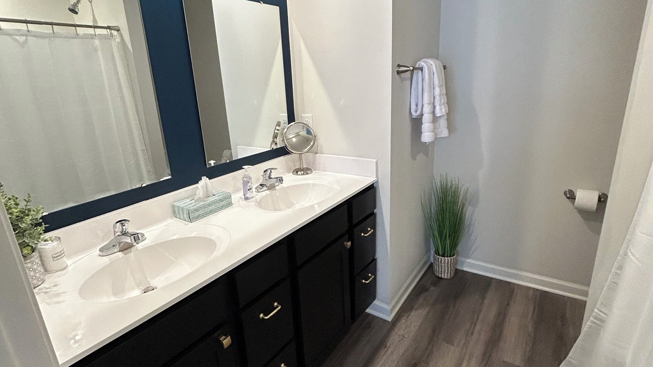 Photo of Bathroom in West Seneca