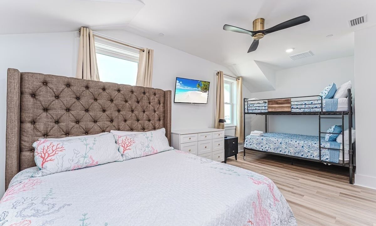 Photo of Bedroom in Mexico Beach