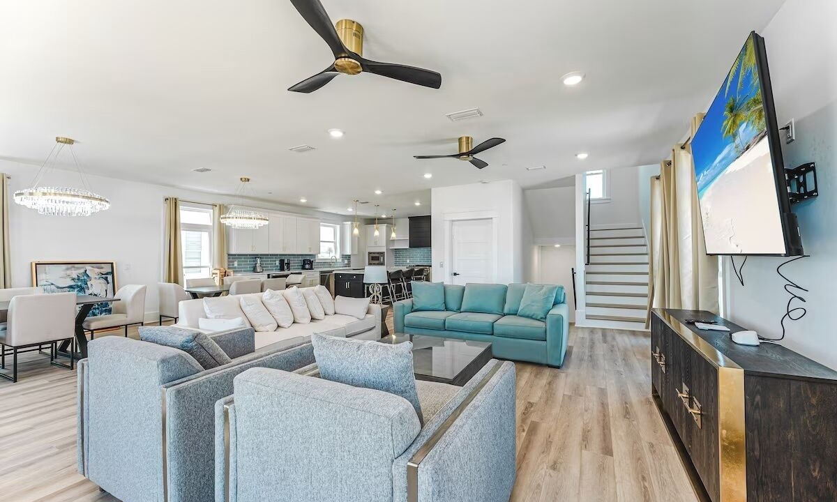 Photo of Livingroom in Mexico Beach
