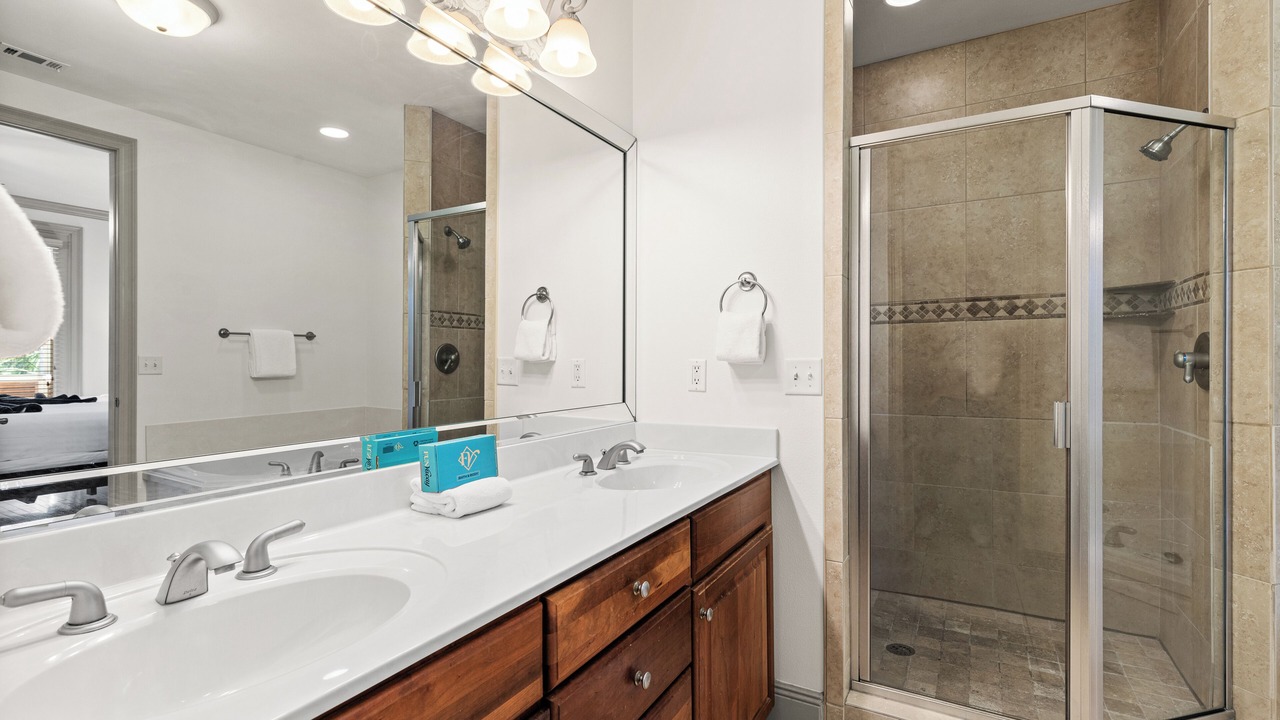 Photo of Bathroom in Gulf Place