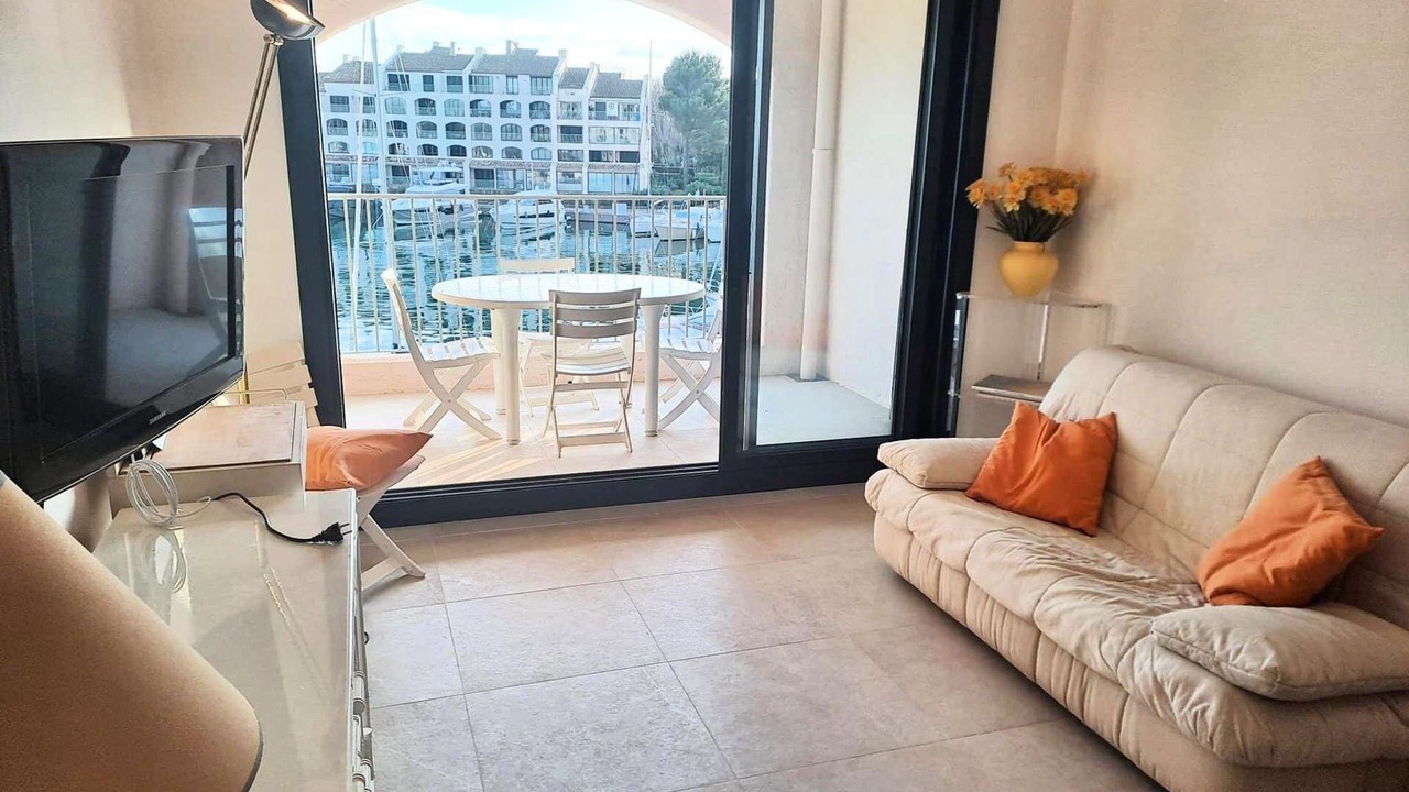 Photo of Livingroom in Port Cogolin