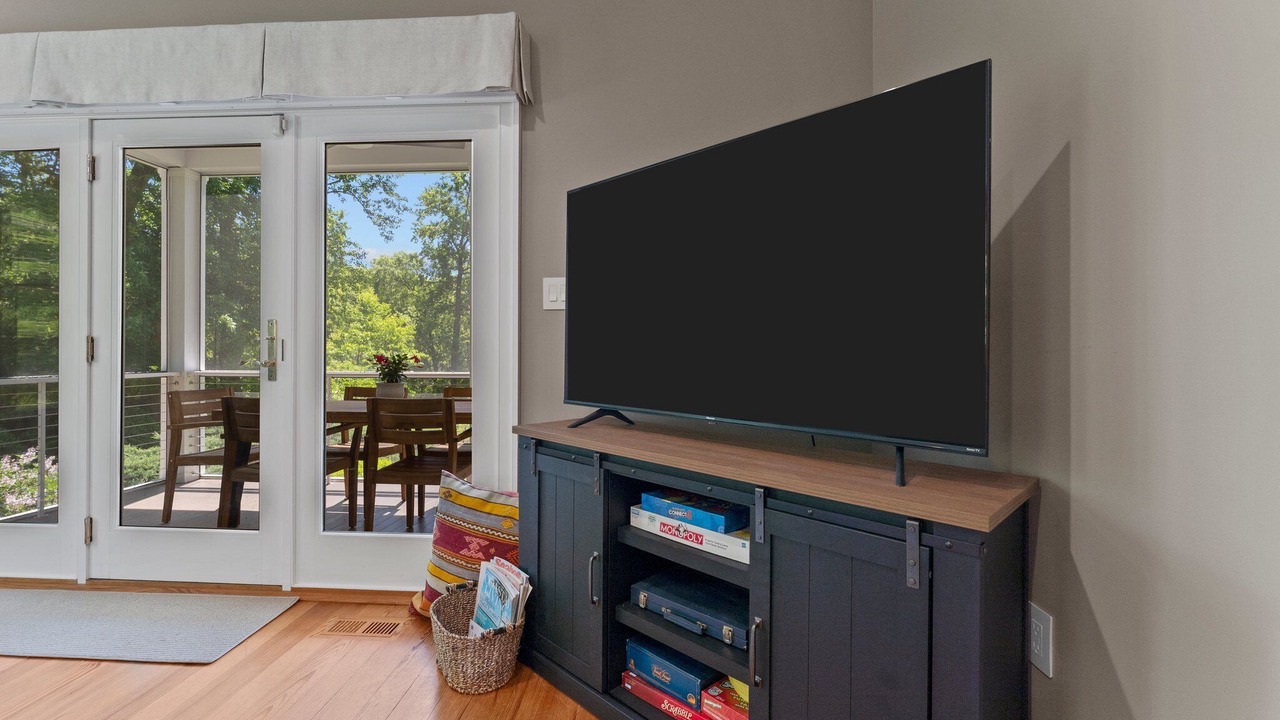 Photo of Livingroom in Weems