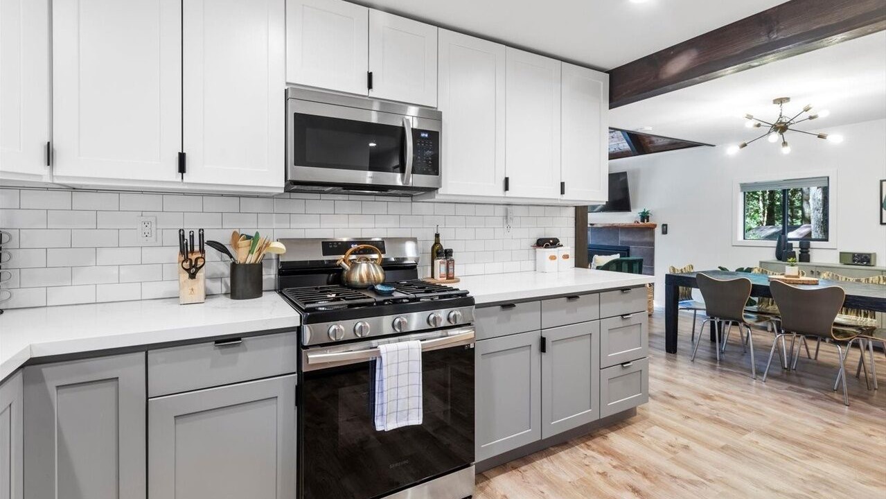 Photo of Kitchen in Skykomish