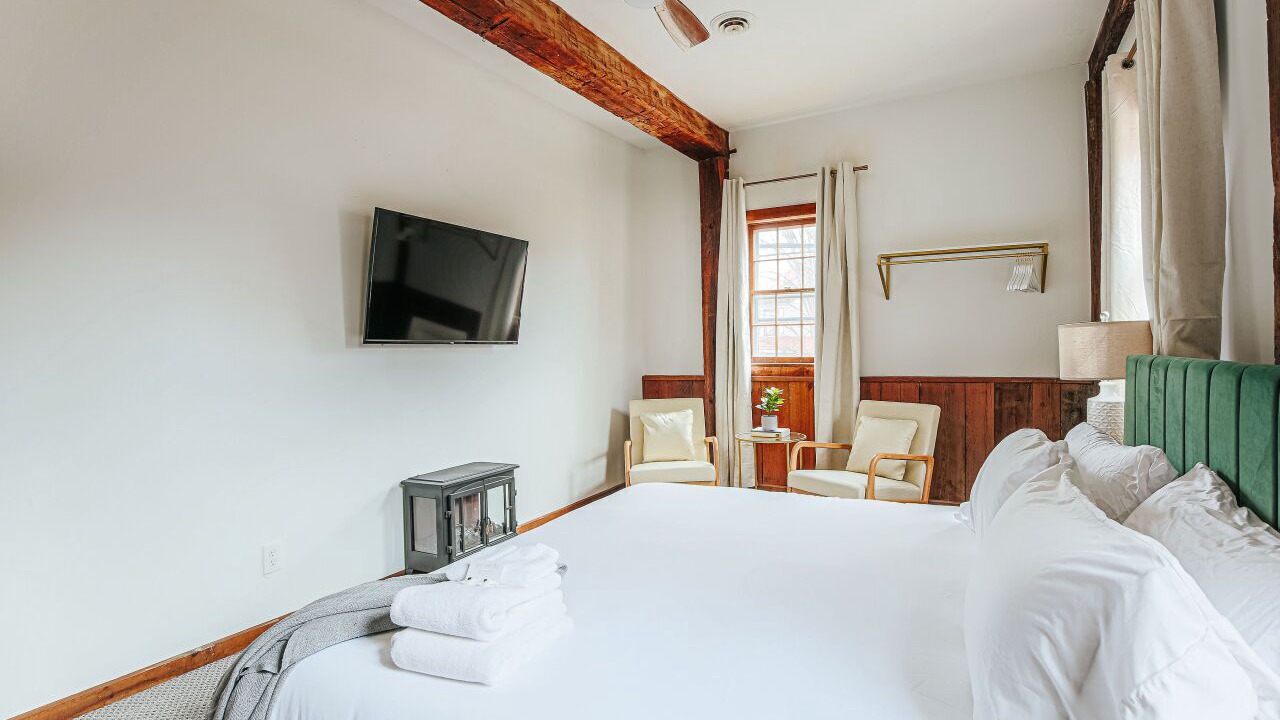 Photo of Bedroom in Spottswood