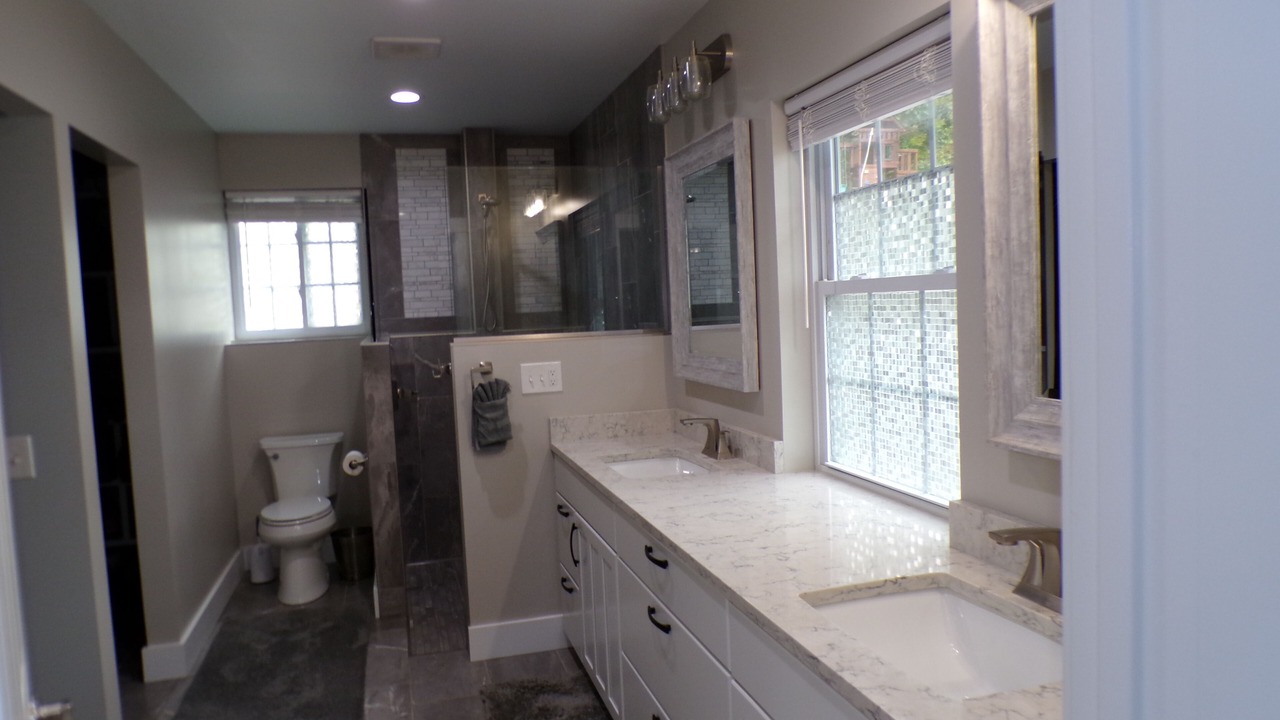 Photo of Bathroom in Burdett
