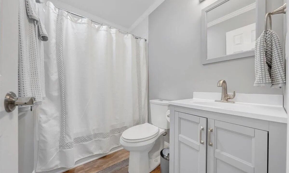 Photo of Bathroom in Eagle Rock