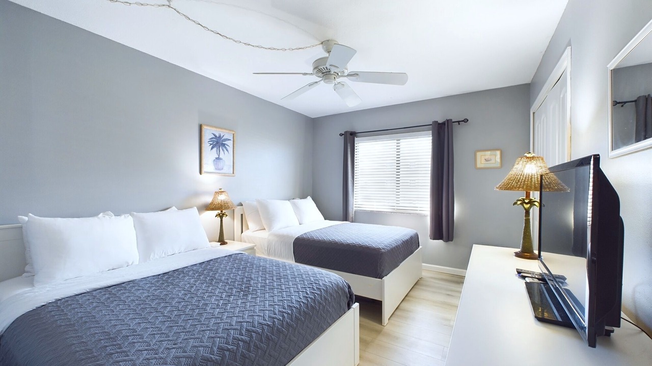 Photo of Bedroom in Cocoa Isles