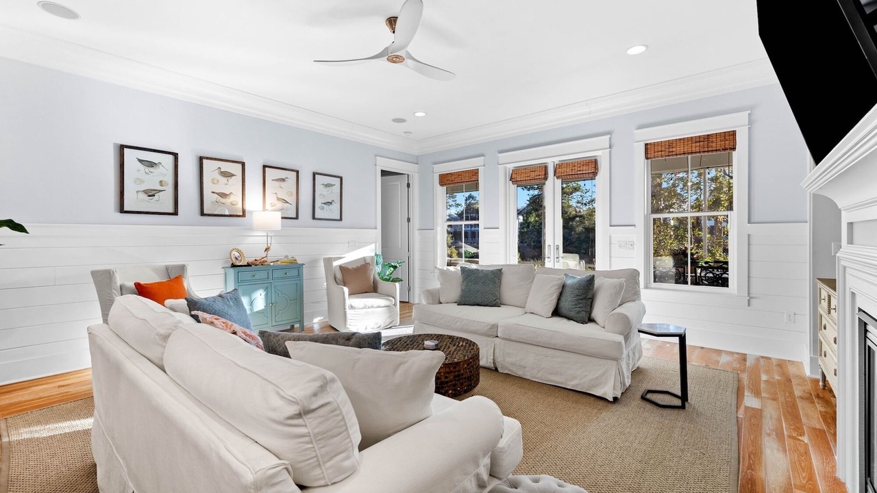 Photo of Livingroom in WaterSound West Beach