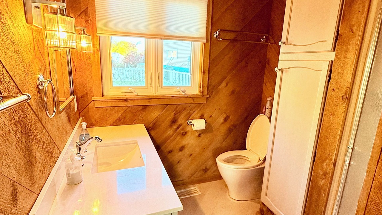 Photo of Bathroom in Enchanted Hills