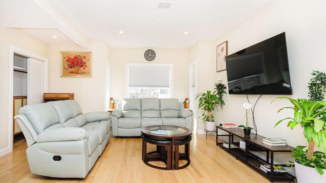 Photo of Livingroom in West Codman Hill - West Lower Mills