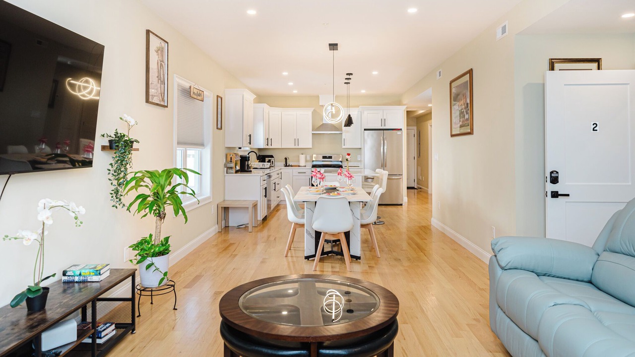 Photo of Livingroom in West Codman Hill - West Lower Mills