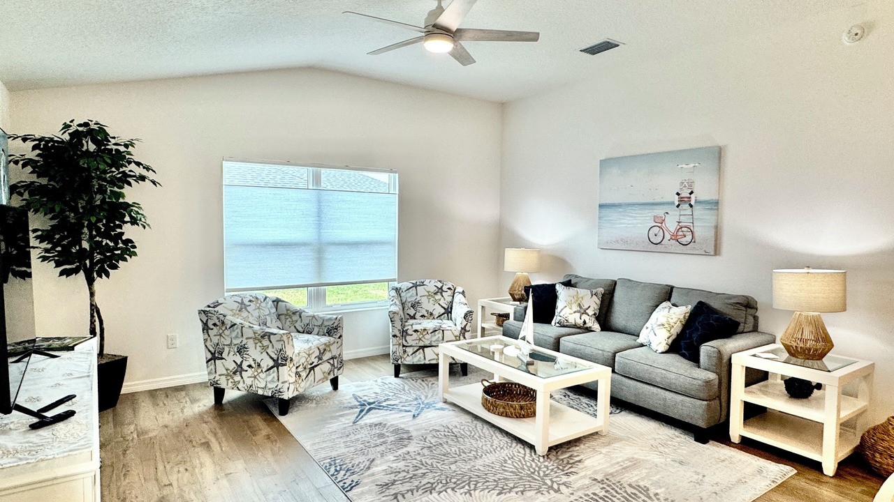 Photo of Livingroom in Sumter County