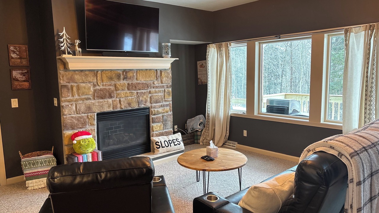 Photo of Livingroom in Clymer
